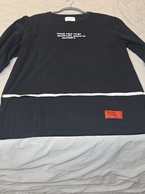 CHNGE Black Long-Sleeve Graphic Crewneck with Red Patch